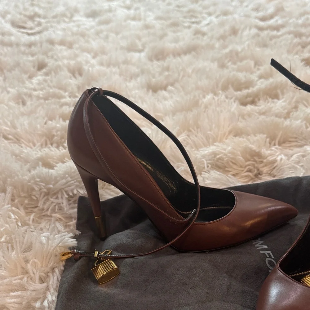 Tom Ford Dark Brown Leather Pointed Stiletto Heels with Gold Padlock